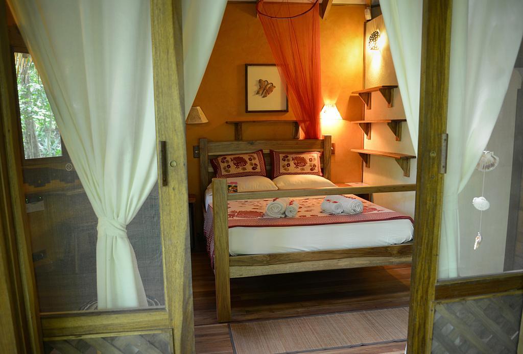 Korrigan Lodge Cahuita Room photo