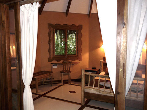 Korrigan Lodge Cahuita Exterior photo
